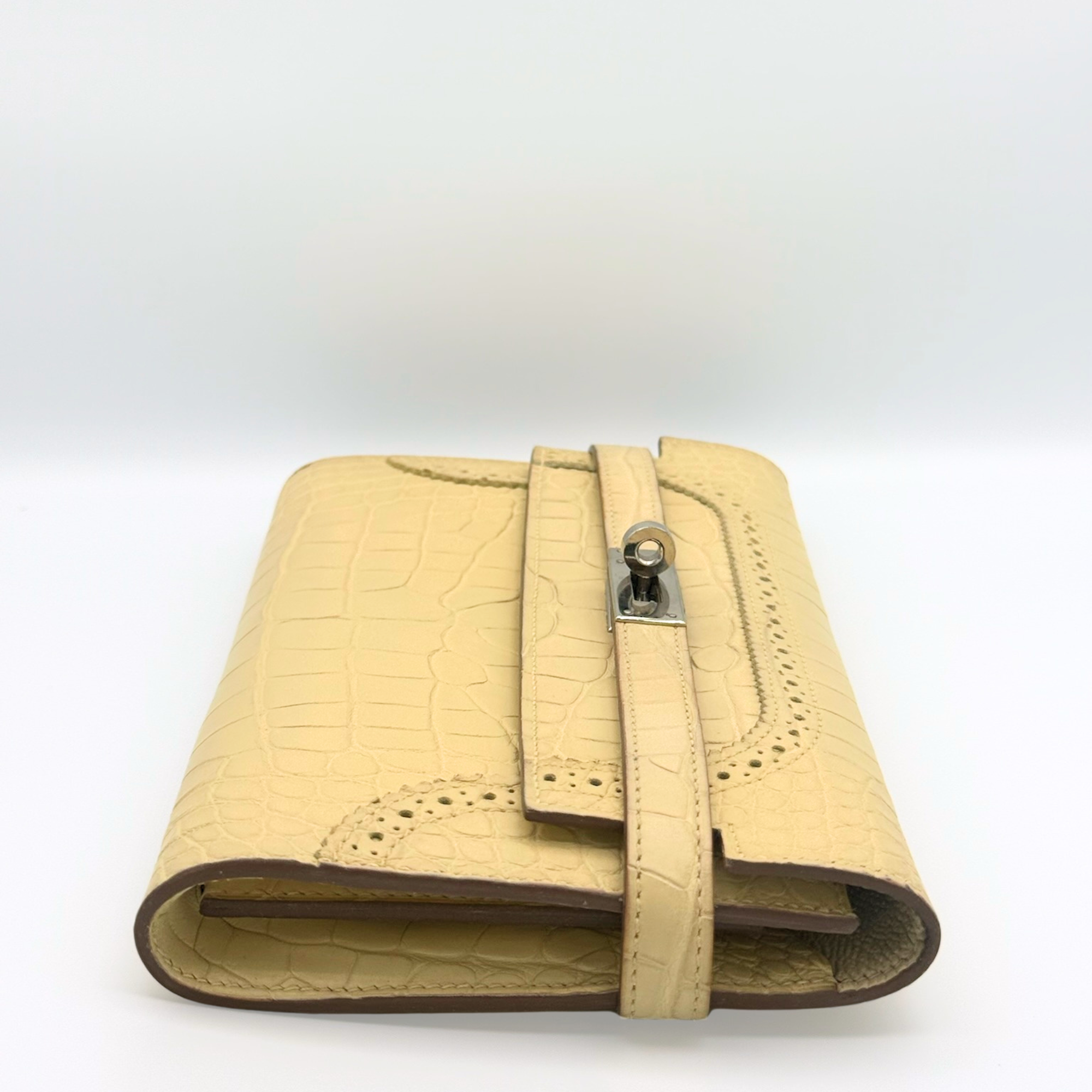 Hermès Kelly Ghillies Portefeuille in Vanille Matte Alligator with Palladium Hardware